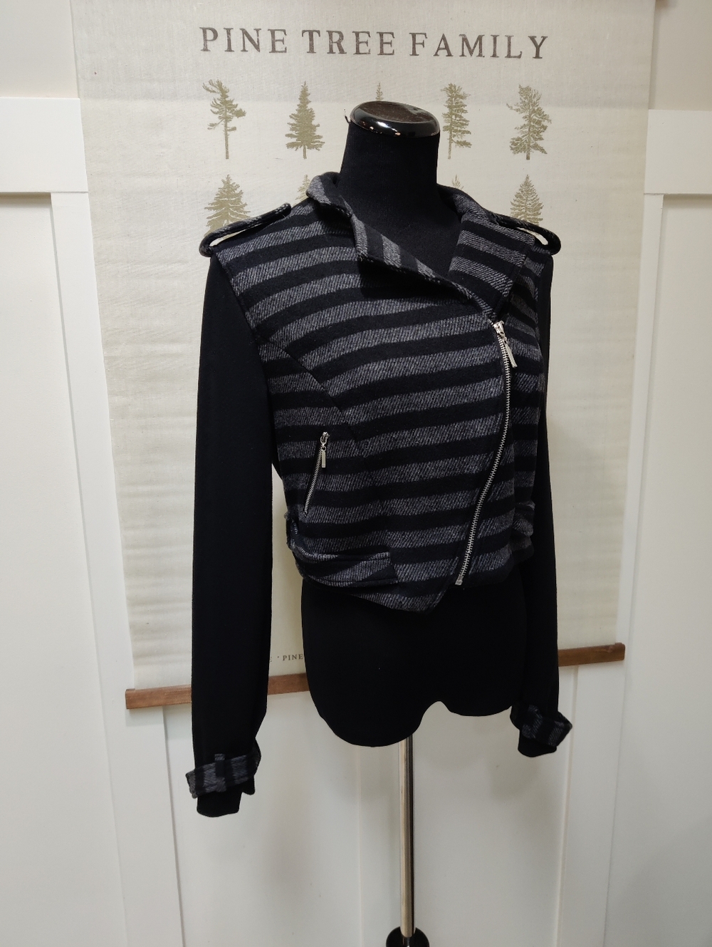 W118 by Walter Baker Striped Moto Jacket Wool Blend Cropped Black Grey Large